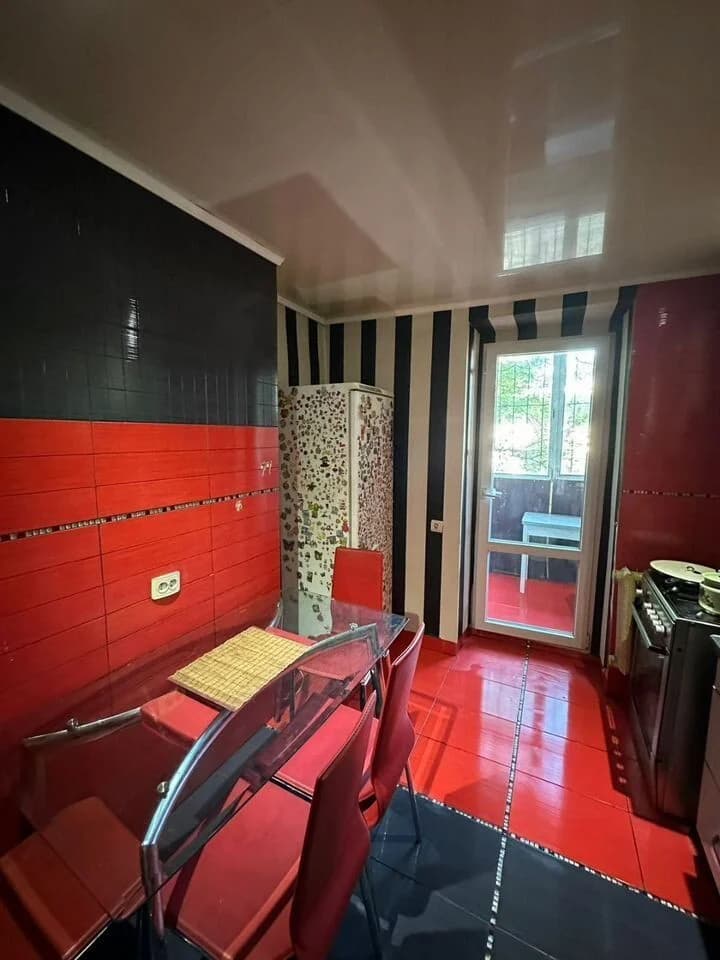 3-комнатная квартира, 64,5 м², ул. 395 Шахтерской дивизии, г. Луганск — фото 1