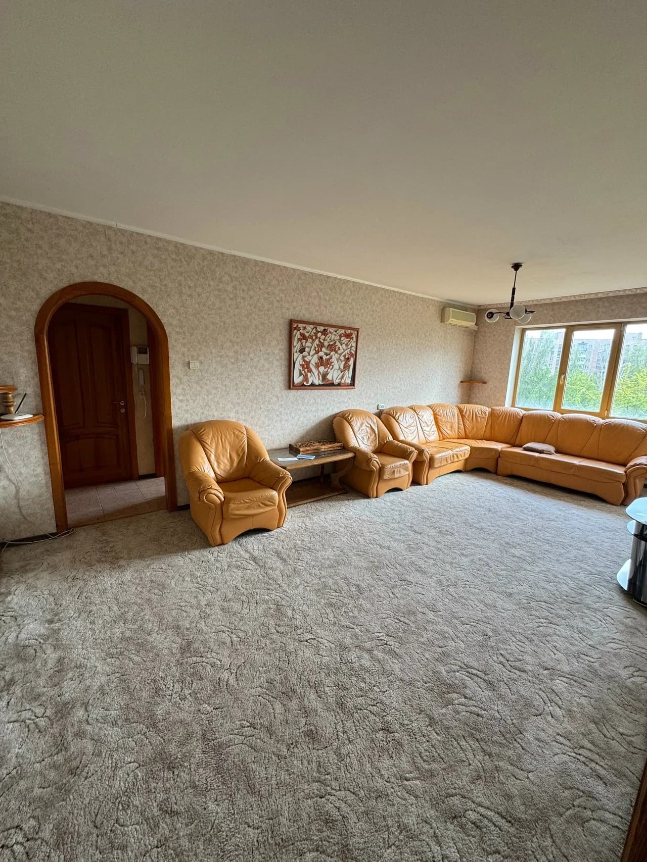 3-комнатная квартира, 74 м², ул. Осипенко, г. Луганск — фото 1