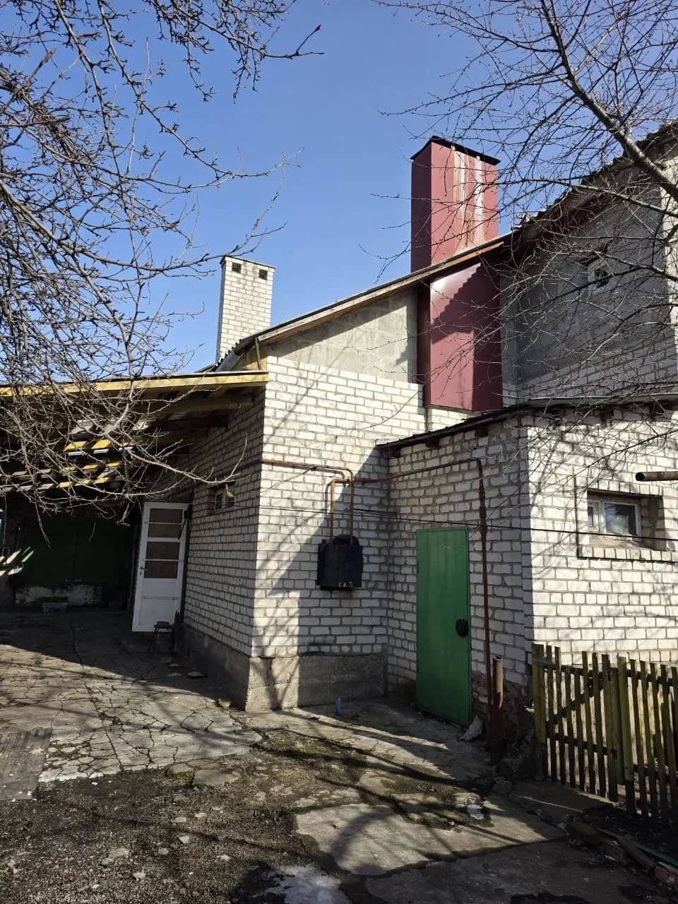 Дом 70 м² на ул. Южно-Украинская, г. Луганск — фото 1